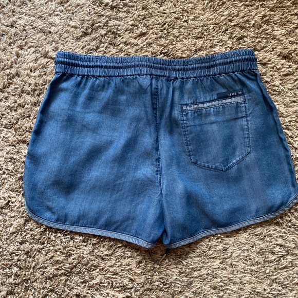 Denim shorts - Picture 2 of 2